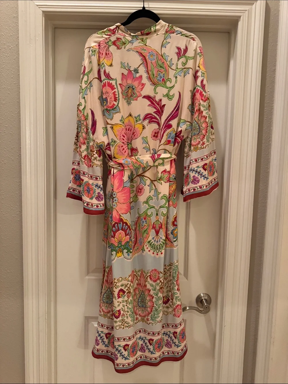 Zara Cream Floral Wrap Kimono Duster Cardigan Belted light weight cover up Small